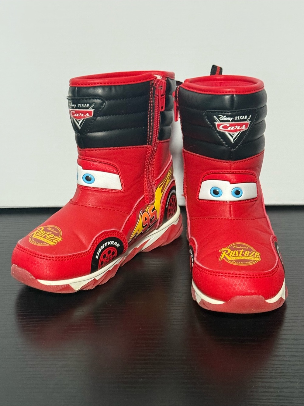 Boys (Size 12) Disney Pixar CARS Lightning McQueen Snow Boots w/Zipper Race Car